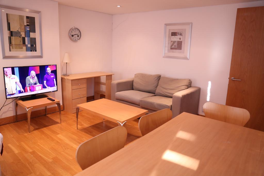 Paddington Southwick Street Apartments London Room photo