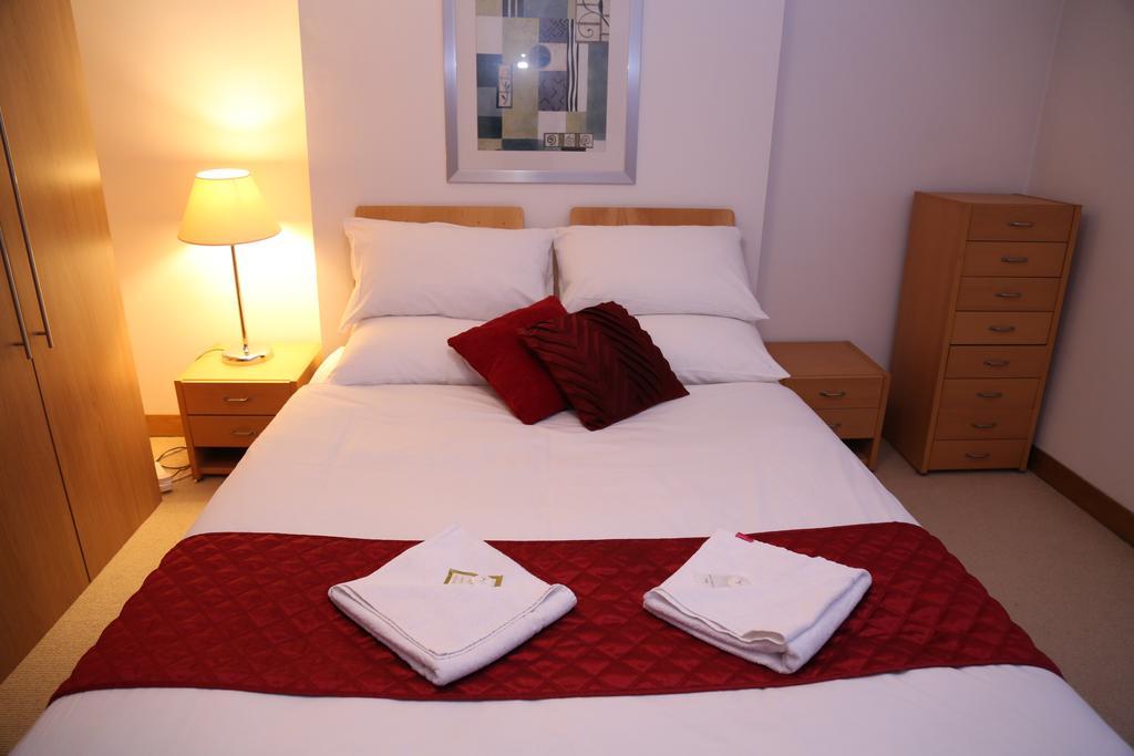 Paddington Southwick Street Apartments London Room photo